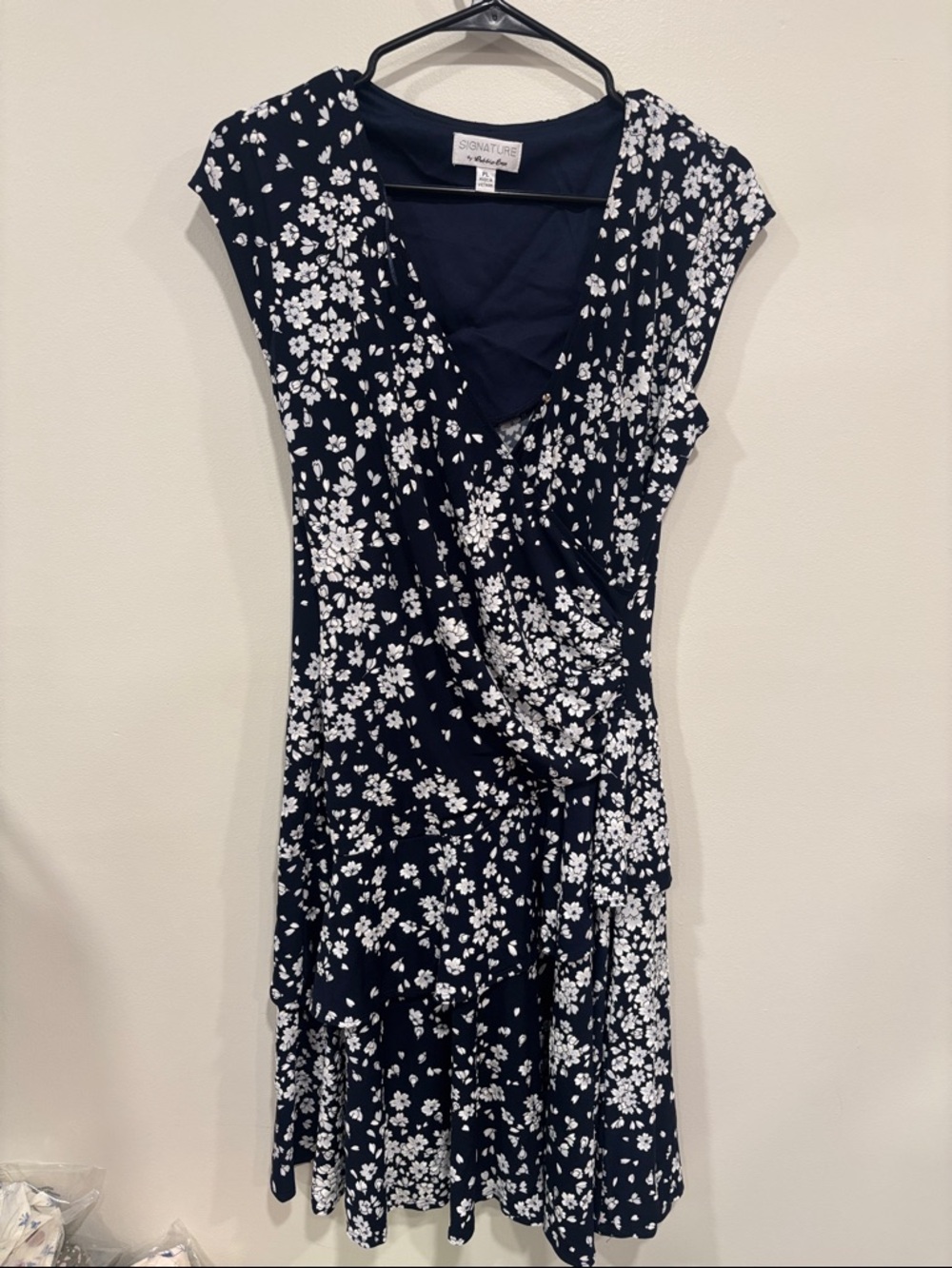Signature by Robbie Bee Navy and White Floral Faux-Wrap Midi Dress